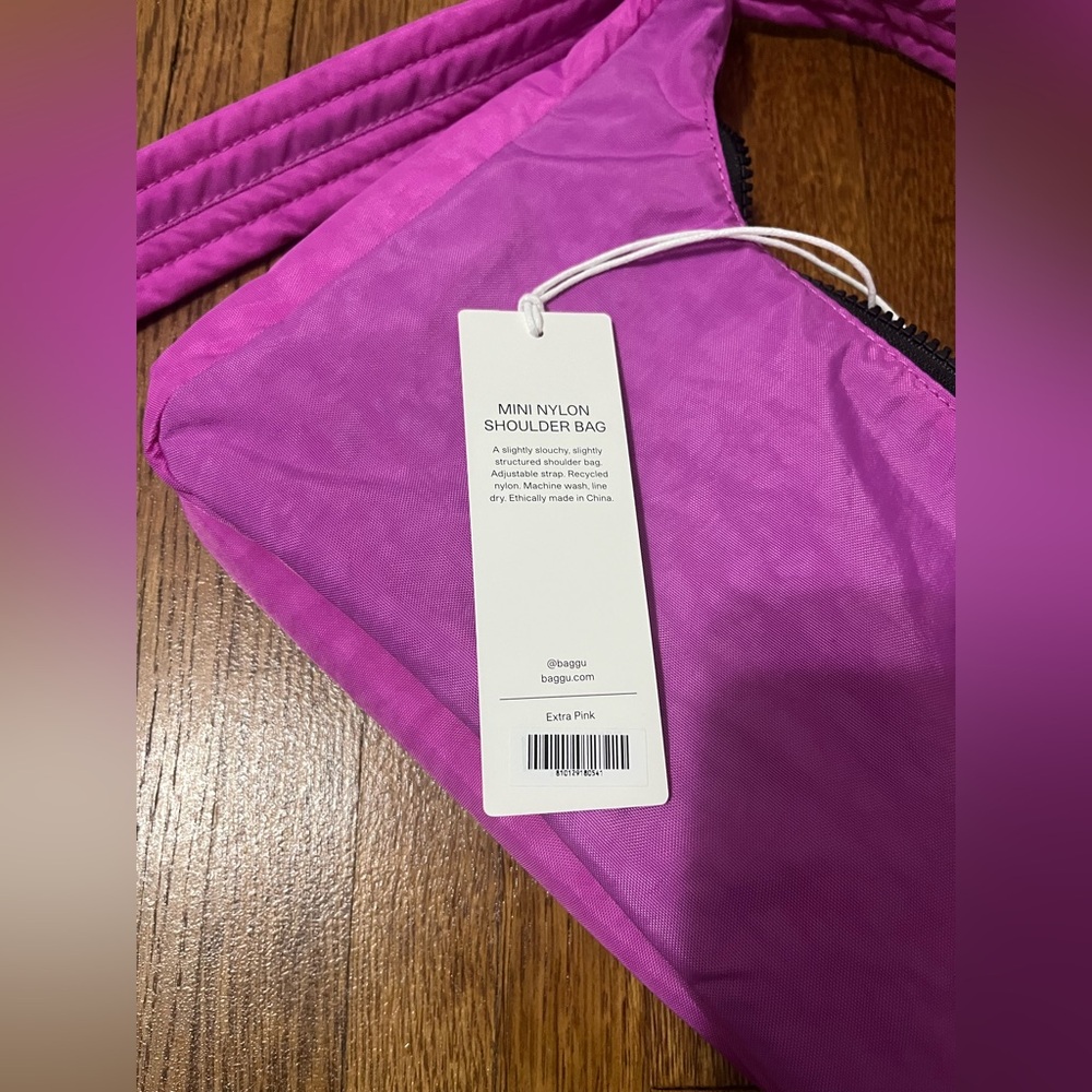 BAGGU: Extra Pink Mini Shoulder Bag💖 - Picture 2 of 2